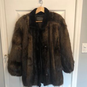 Brown hip length beaver coat w/ sheared beaver collar. Size L